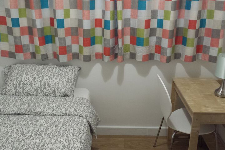 Room 15 of 27