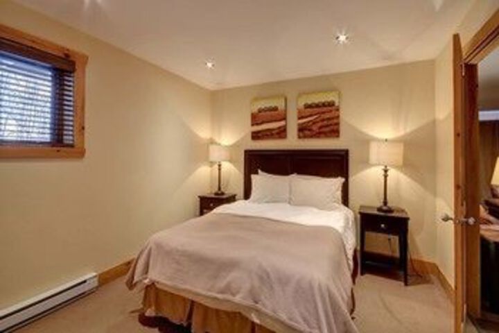 Room 12 of 39