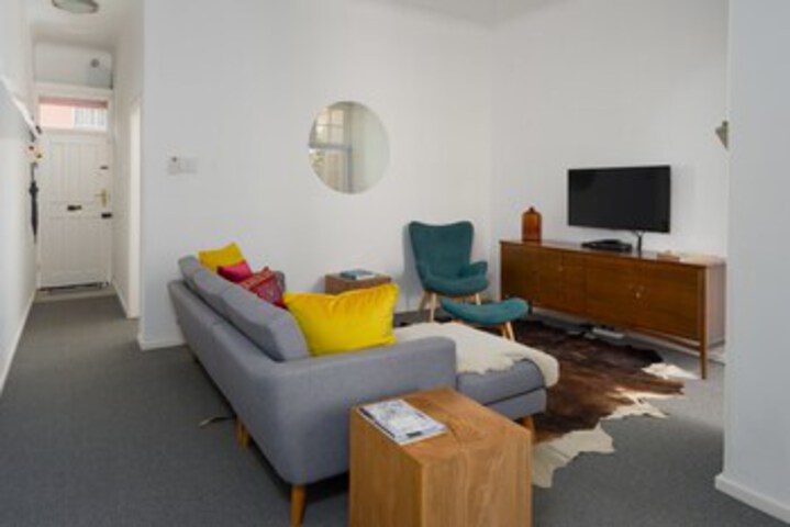 Room 14 of 16