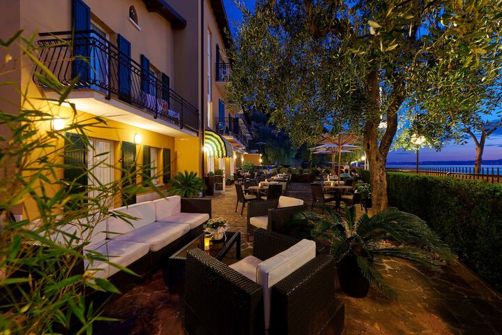 Terrace/Patio 56 of 62
