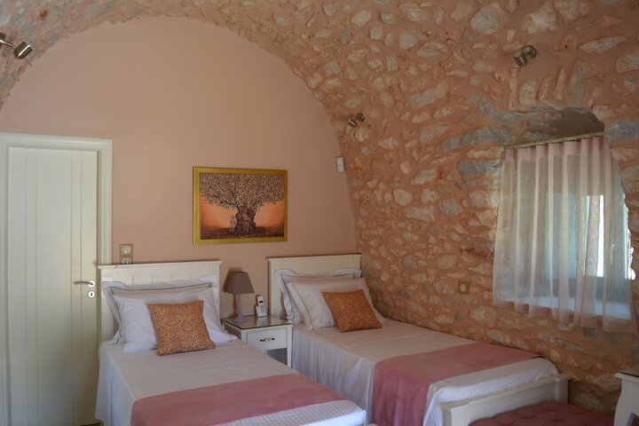 Room 7 of 53