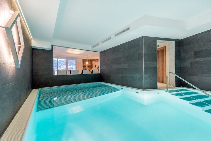 Pool 82 of 90