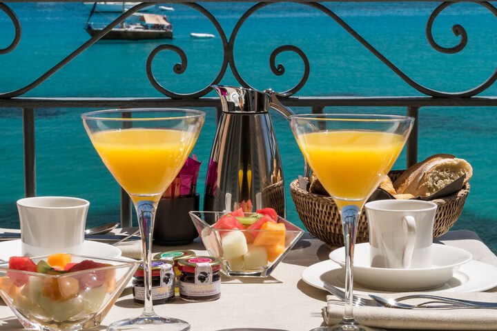 Breakfast/Coffee Service 43 of 67