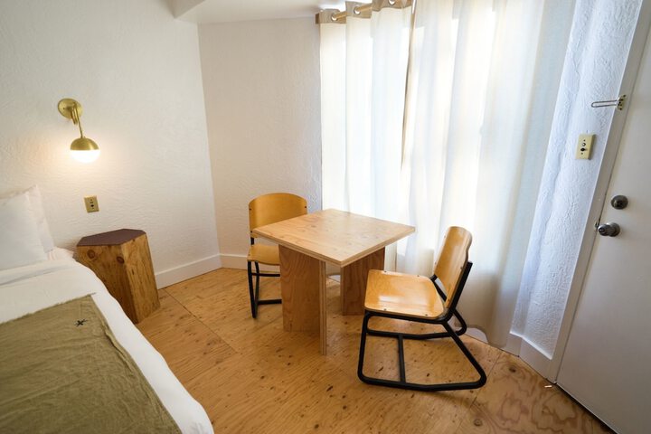 Room 8 of 45