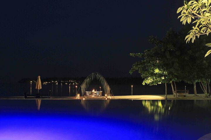 Pool 47 of 98
