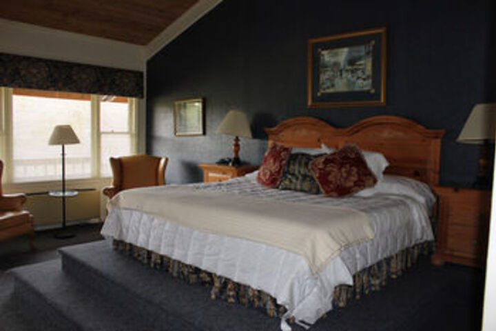 Room 21 of 40
