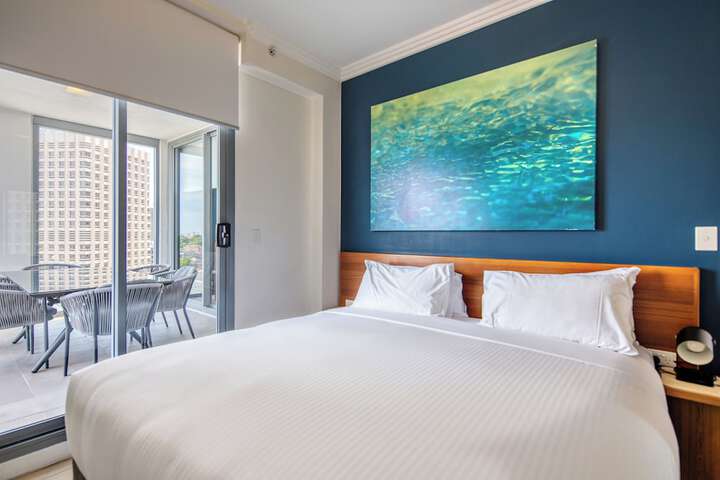 Room 59 of 308