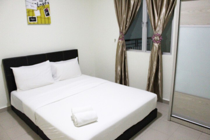 Room 12 of 41