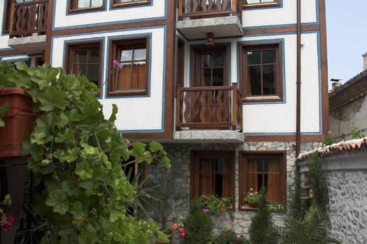 Property image 4