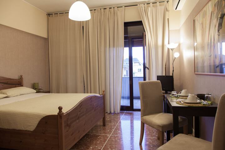Room 7 of 35
