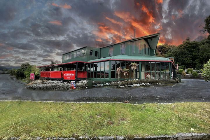 Fox Glacier Jade Hotel