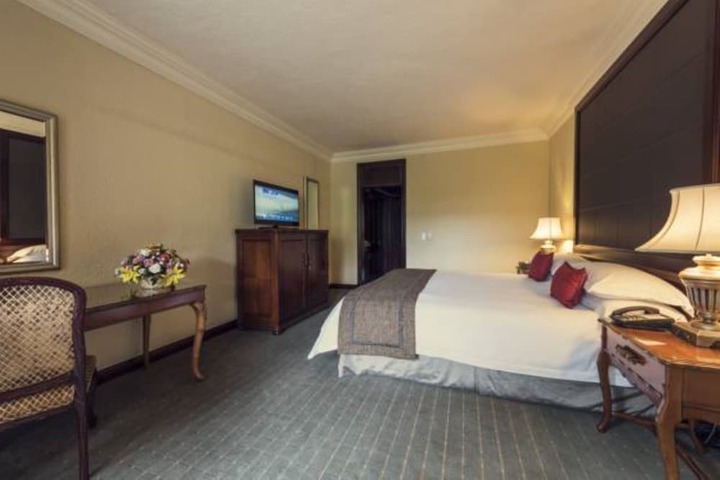 Room 15 of 49
