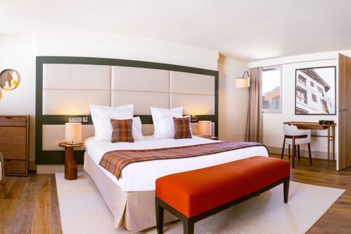 Room 21 of 39