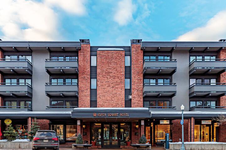 Hotel 170 of 185