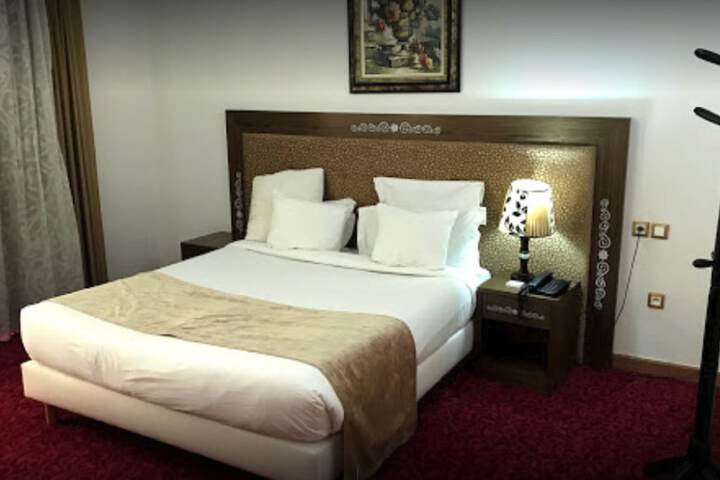 Room 9 of 63
