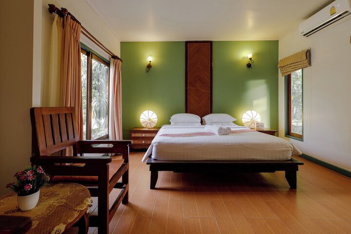 Room 18 of 60