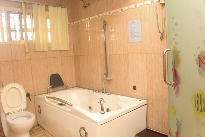 Room 19 of 31