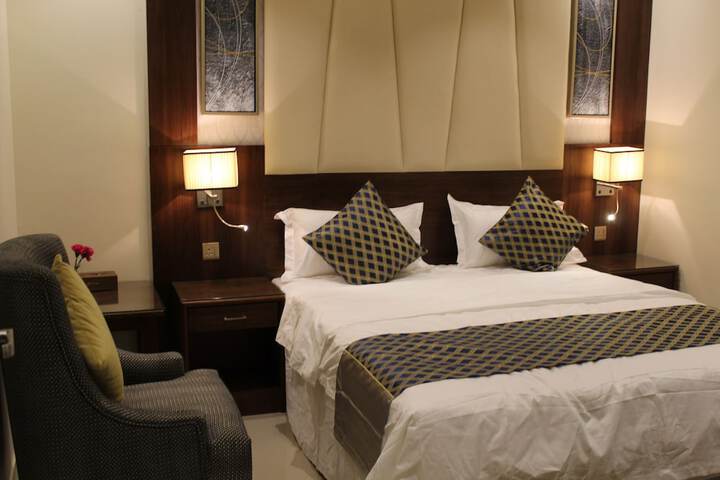 Room 19 of 36