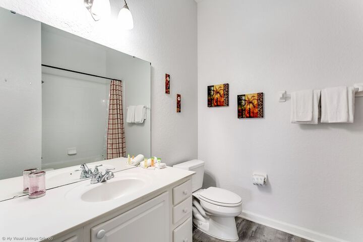 Room 20 of 65