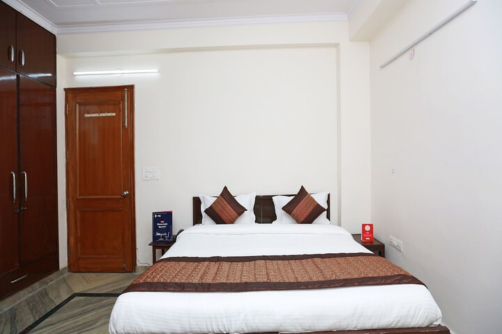 Room 16 of 21