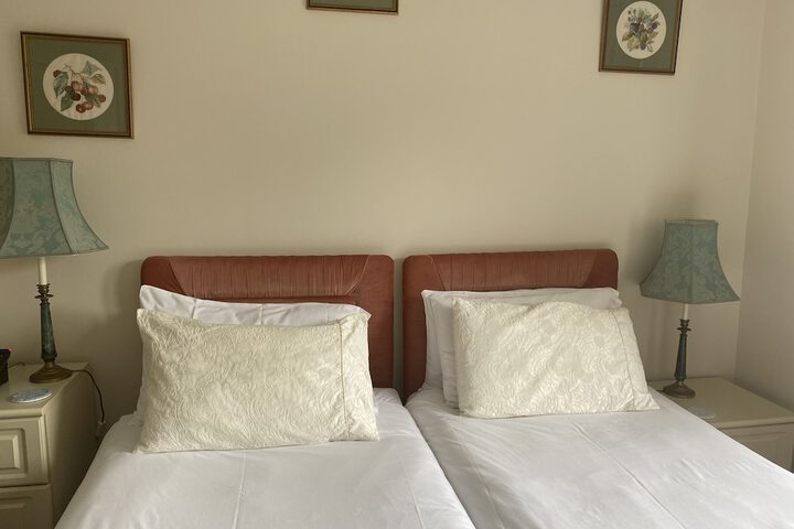 Room 28 of 67