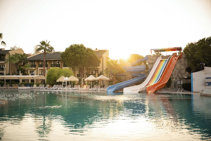 Pool 51 of 552