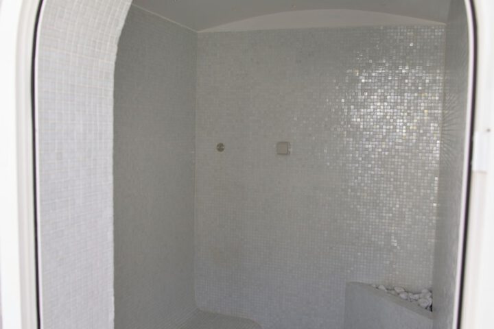 Room 61 of 101