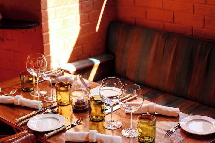 Dining 92 of 145
