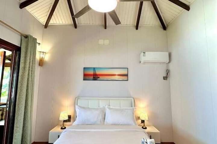 Room 5 of 67