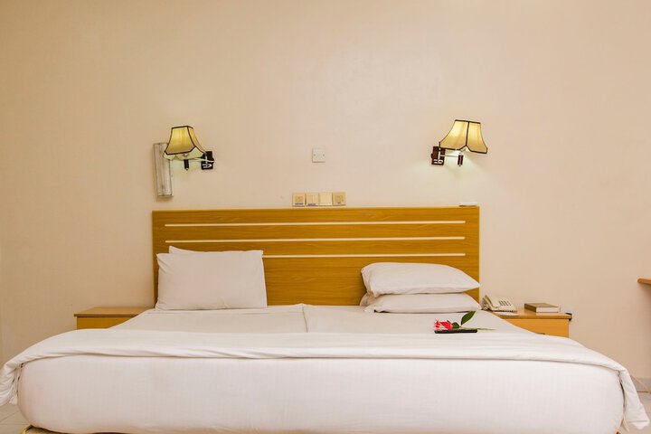 Room 5 of 51