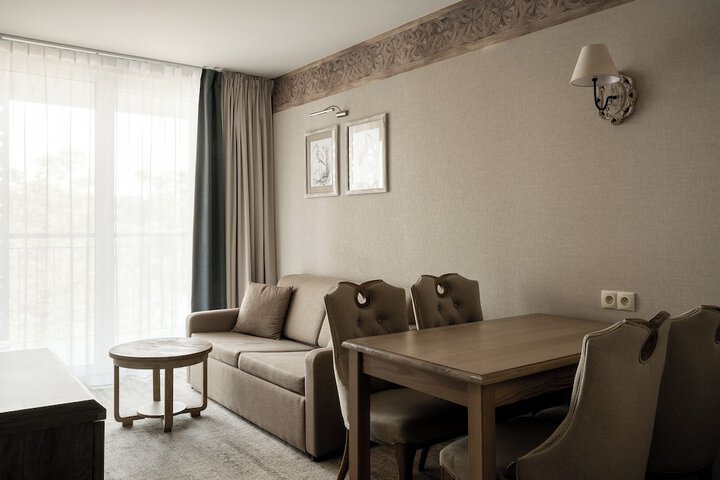 Room 14 of 53