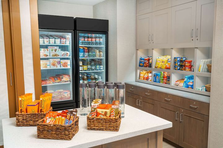 Snack bar
