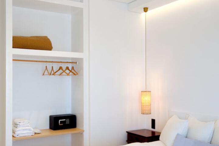 Room 17 of 67