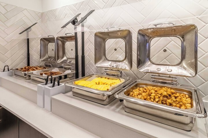 Breakfast/Coffee Service 52 of 83