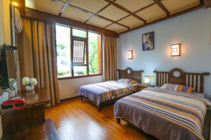 Room 4 of 23