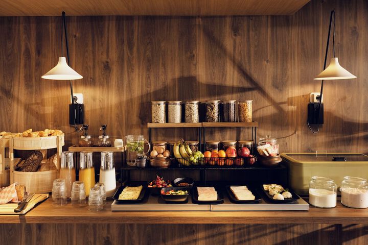 Breakfast/Coffee Service 33 of 56
