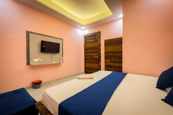 Room 4 of 46