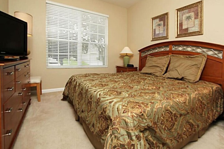 Room 6 of 26