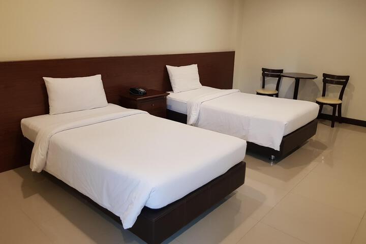 Room 7 of 67