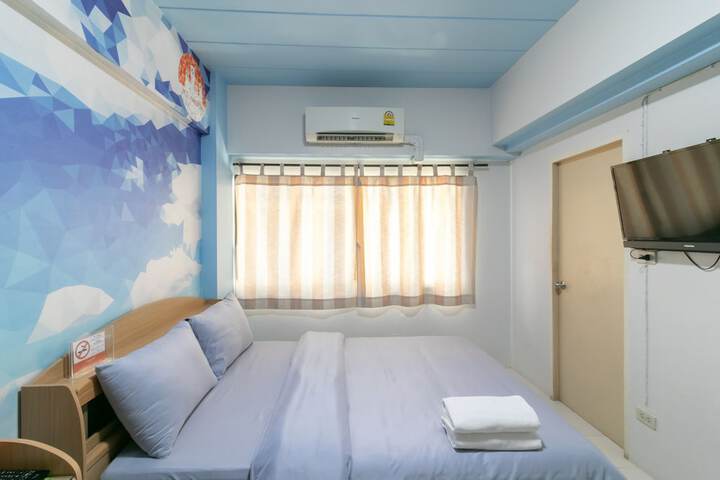 Room 6 of 21