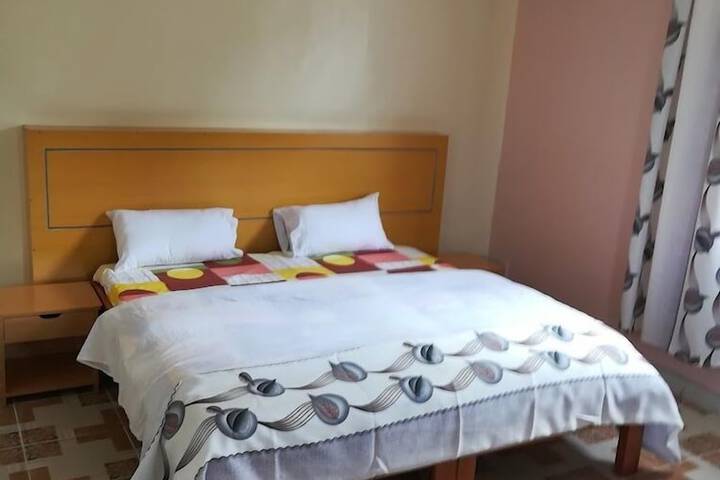 Room 28 of 66