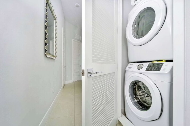 Laundry 133 of 216