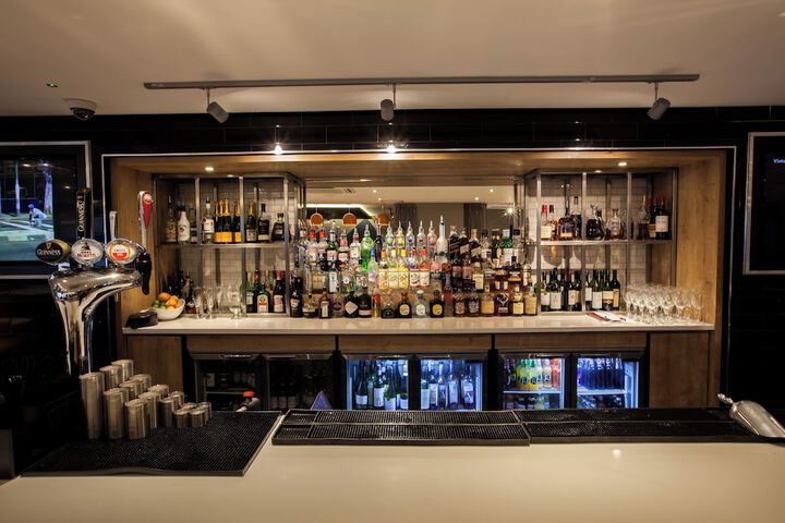 Lounge 97 of 130
