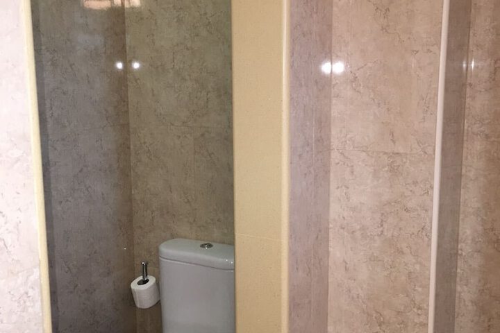 Room 12 of 17