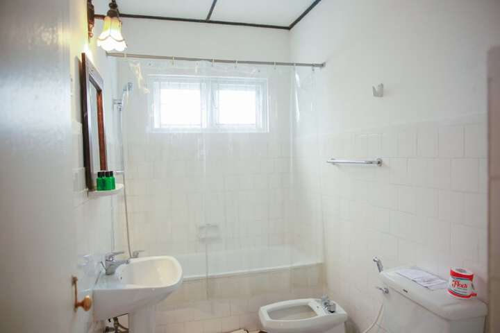 Room 20 of 39