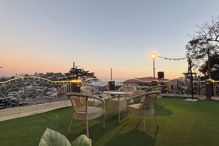 Terrace/Patio 12 of 16