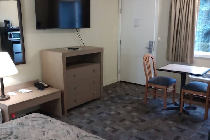 Room 72 of 154