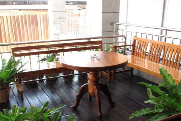 Terrace/Patio 8 of 9