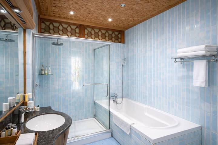 Bathroom Interior Photo