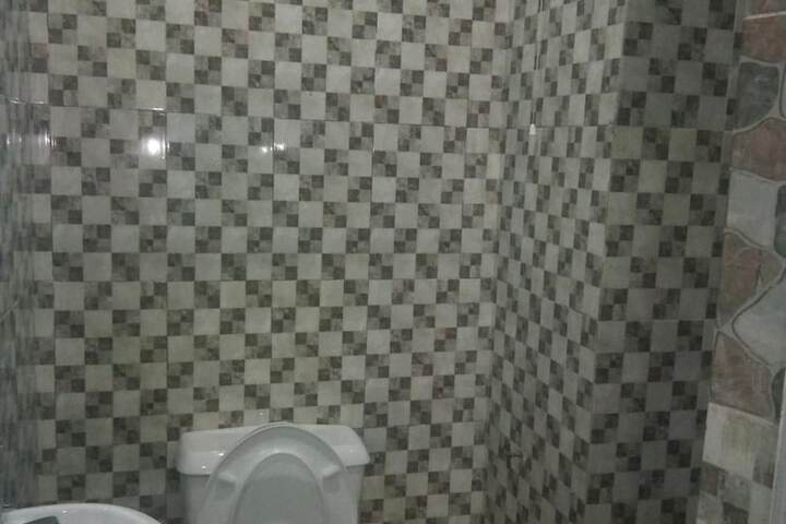 Room 14 of 22